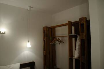 Фото номера Двухместный номер с 1 кроватью Гостевой дом Forest Way Guest House г. Pirdop 5