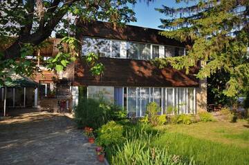 Фотографии Гостевой дом Forest Way Guest House г. Pirdop (Болгария) №1 Фото Гостевой дом Forest Way Guest House г. Pirdop 1