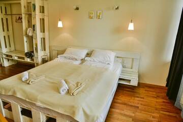 Фотографии Гостевой дом Forest Way Guest House г. Pirdop (Болгария) №3 Фото Гостевой дом Forest Way Guest House г. Pirdop 3